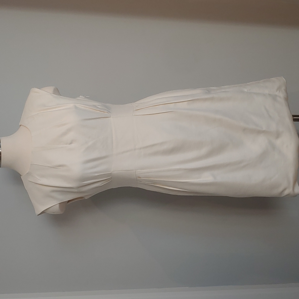 Adam Lipped white sleeveless dress